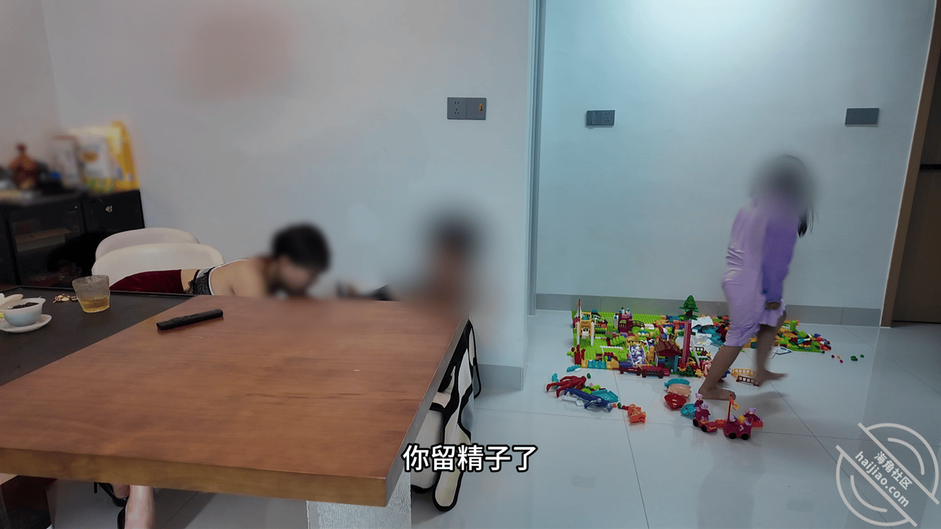 家庭乱伦 良家少妇不看孩子和外甥孩子旁边乱搞（完结） 配图4
