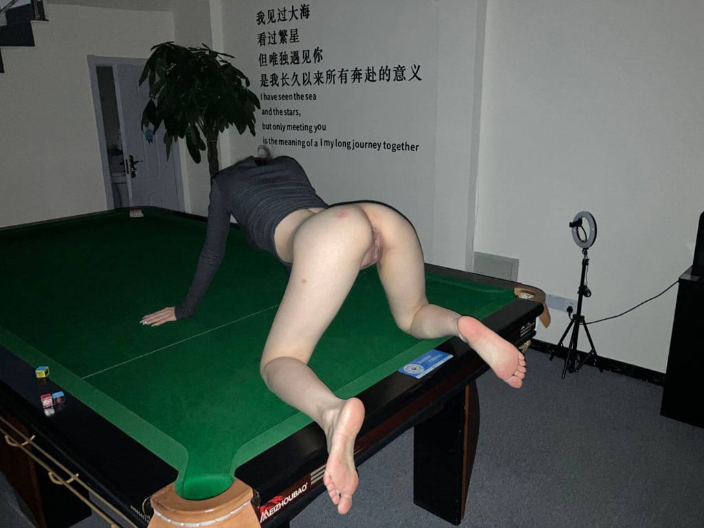 ⭐【原档泄密】北京健身婊 喜欢健身尤其是喜欢练屁股绿茶婊被兄弟爆操 配图2
