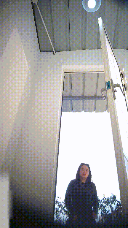 美女如云街边女公厕真实偷拍多位小姐姐方便，近景特写后位双洞清晰可见，同步露脸⑷ 配图13