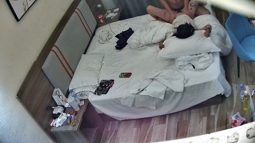 民宿激战三天三夜！社会纹身姐各种姿势被猛操，BUFF纹身加持男人打桩超凶猛 配图8
