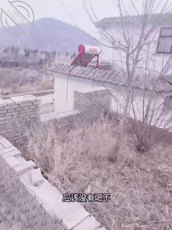 49 与妹妹在山上二次合体，在无人的小院门口露天打炮！主人家回来赶紧跑！-老宋论坛