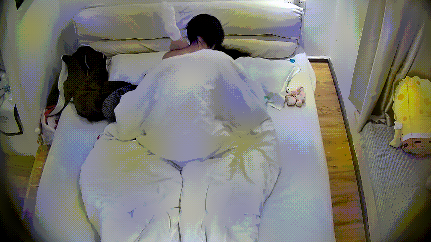⁸¹ 情趣酒店 5-5 很含蓄的一对情人 女人看不出是少女还是少妇 住了好久才很 配图4