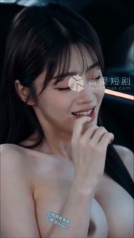 【AI短剧】《校花们的逆袭贵少》EP1-10集，舞蹈女神妈妈，腰肢柔软开腿能到极 配图10
