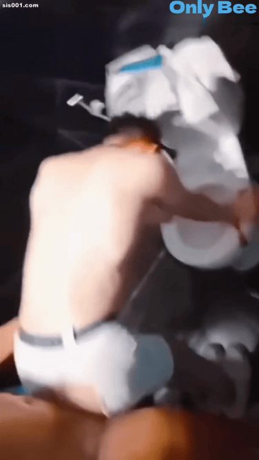 精品无码推荐汤姆洗手间被操小记氺 配图5