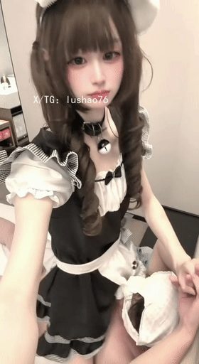 卡哇伊男娘CD小羊饱，女仆装服侍主人，深喉互吃棒棒，好嫩好香 配图3