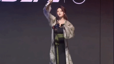 【AI脱衣】魔改LPL英雄联盟LPL大赛主持人现场AI脱衣口交后入性爱秀！ 配图2