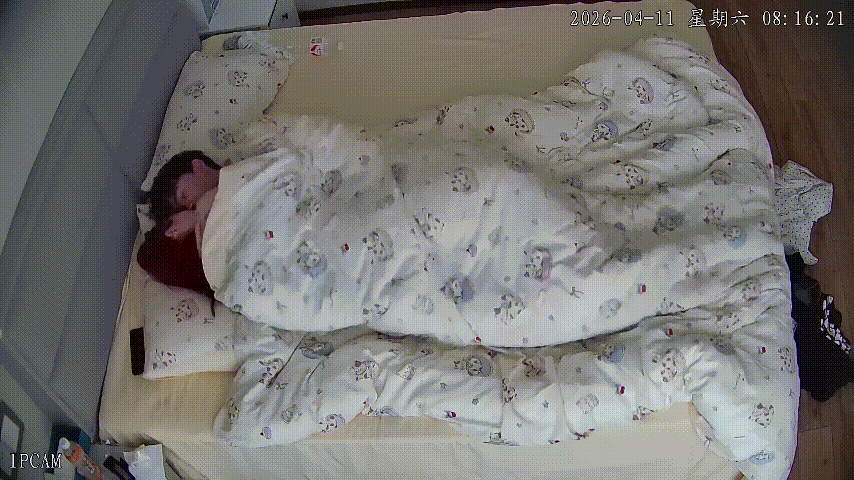大学城4-11白嫩学生极品美少女换床单直接开干！妖娆软体翘臀诱人，全程不露胸太可 配图3
