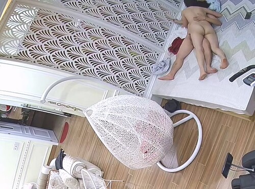 居家摄像头破解土豪大叔和美女老婆的私密生活被曝光 配图4