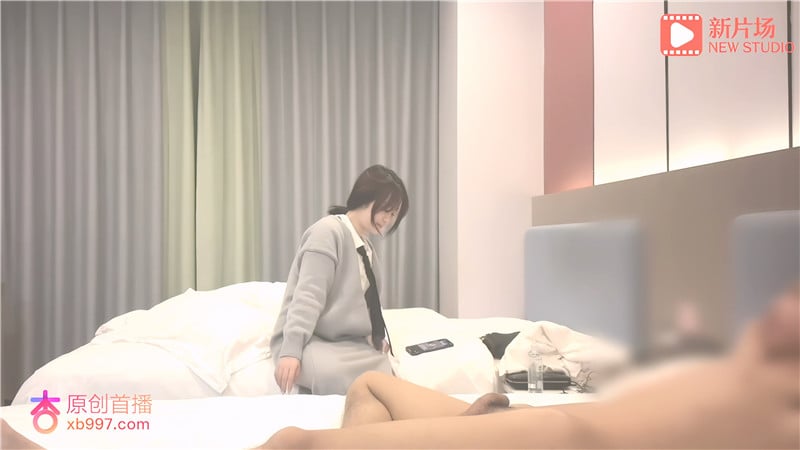 【AI增强】杏吧王先生3-3000极致诱惑！18岁纹身骚妹约操肥美肉嘟嘟，嫩滑欲 配图21