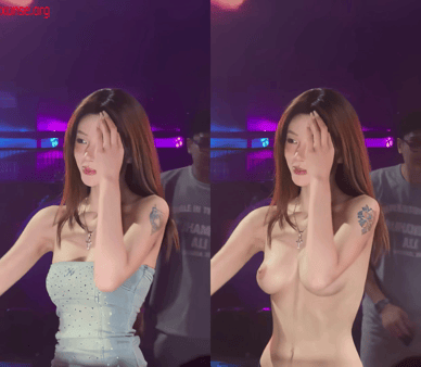 【AI脱衣】网红美女脱衣系列Yue.越小越硬核打碟DJ愃氺 配图5