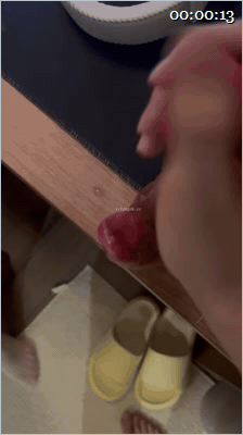 爆款推特KK05情侣调教！反差女友日常淫欲觉醒「qgvoul」付费露脸私拍，丝袜 配图29