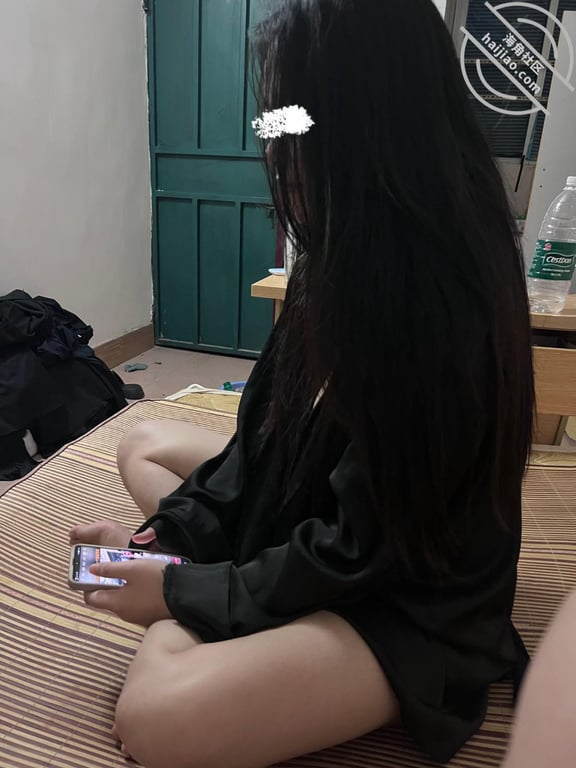 原创、姐姐给我口的时候呛到喉咙了，被我一股劲给压下去了！ - 老宋论坛-老宋论坛
