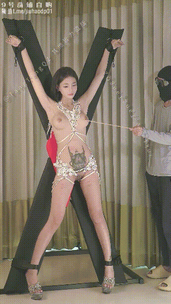 『奶凶大人』绝美尤物X架调教：高挑身姿，清纯与淫靡交织，这个姿势竟让她舒服到沉沦 配图16