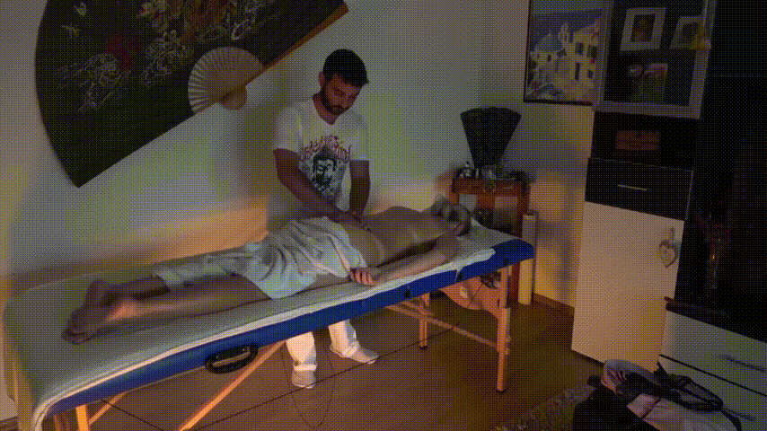 印度按摩偷拍新剧情！阿三模仿捷克隐藏摄像头长篇系列，真实偷窥诱惑来袭，兄弟们速来围观，更多更新持续放送！ - 老宋论坛-老宋论坛