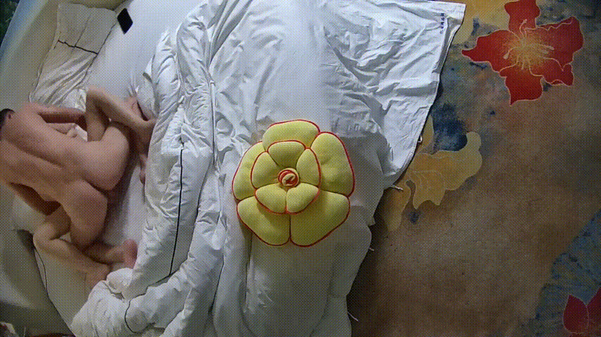 情趣台11-20：巨乳少妇奶子下坠却欲火难耐，全身被浓精颜射一脸一身，太淫荡了！ 配图3