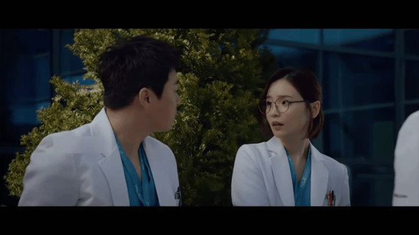 【AI脱衣+AI推演】魔改电视剧《机智的医生生活》 完整版13分钟 宋花 李伊媛 配图2