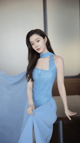 【AI脱衣】宋轶 宋雨琦 杨雨潼骚浪小母狗们还需要多多贡献骚穴才能更红啊！ 配图2