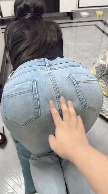 被操爽嗨的一晚,连续高潮迭起迷失自我的一天 配图12