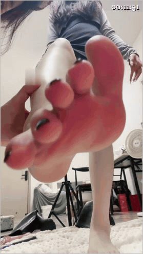 ㊙️【SM调教】【婉晴】TJ_闺蜜是我的脚下犬_女奴_辱骂_诱惑 2V-老宋论坛