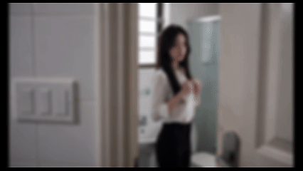 【AI自制小短剧】《美艳妈妈的勾引》❤️带同学到家玩，结果同学看上我妈妈了，于是乎......原档无水印！-老宋论坛