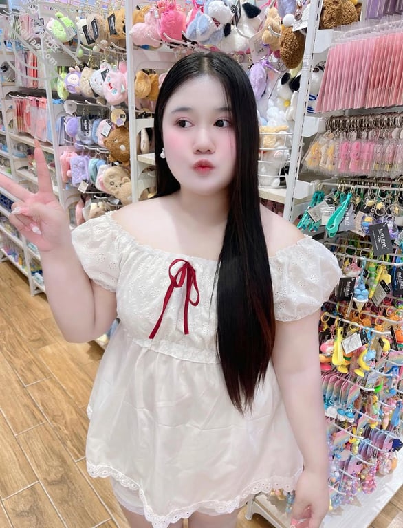 妹妹生活照更新 今日乱伦日记 配图2