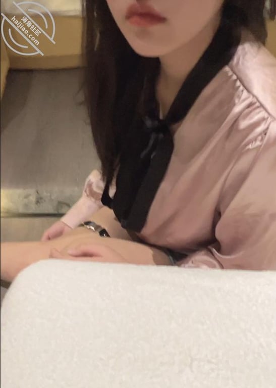 正义原创;偷情老婆前凸后翘的闺蜜,注意听对话,被我狠狠收拾,直接操破防-老宋论坛