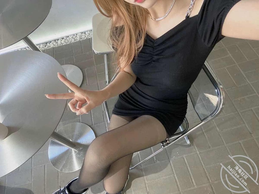 视频 喜欢上了在醉酒老爸旁边搞小妈，迷恋上了这种偷情感 - 老宋论坛-老宋论坛