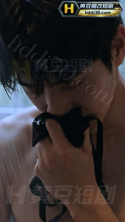 AI短剧《兄弟的妈妈好好操》EP1 原版无第三方水印 配图3