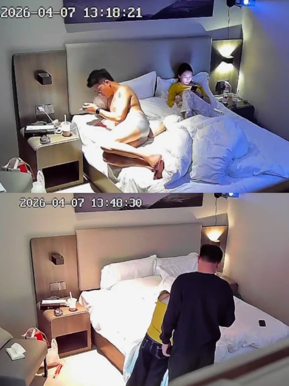 4-7 情趣房间开房 强制男友直接69 扒着女友穴啃 之后赢了用力插入[898M 配图3