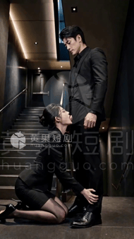 【AI短剧】《女总裁的秘密开关》第3集 S与M的危险游戏愃 配图5