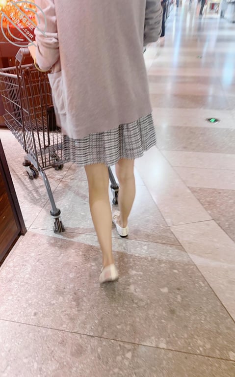 25.爸妈刚下楼，我就偷偷跑小兰房间后入小兰，从后面进入拍下来了！ - 老宋论坛-老宋论坛