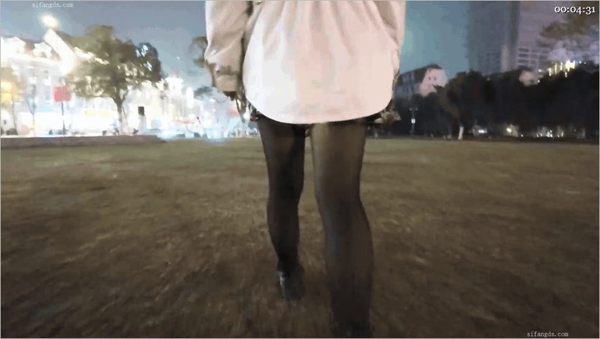 ㊙【SM调教】【Raymond】户外游戏_红绳绳衣灯光G塞透视衬衣微透超短裙商场 配图1