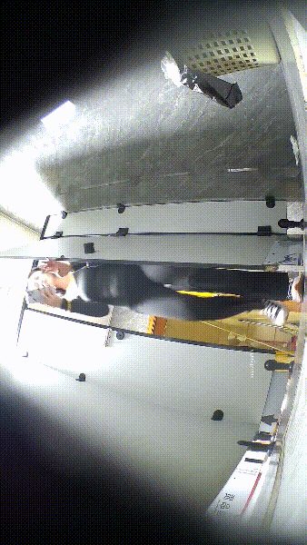 酒吧女厕隐藏偷拍！多位极品小姐姐粉嫩美鲍全景大放送 配图7