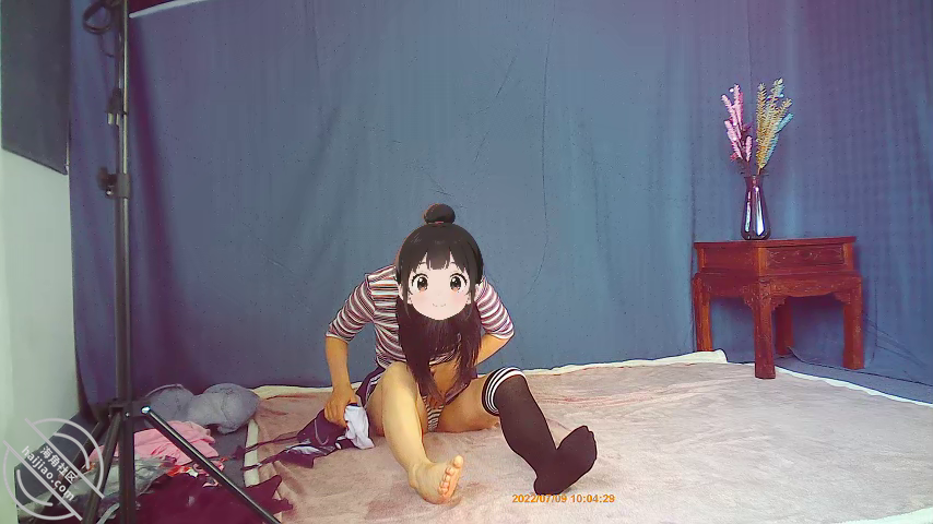 【萝莉小模特视频来了】熬夜剪的！兄弟们 来看看货吧 配图2