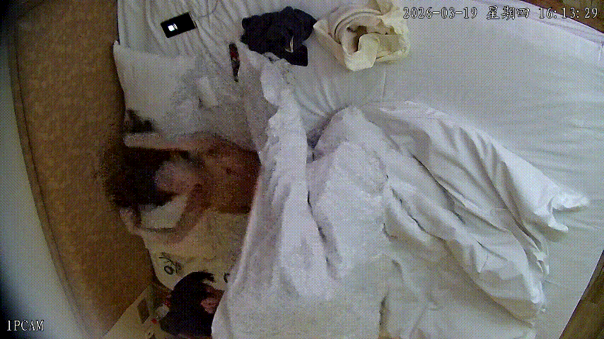 情趣台3-19：良家少妇酒店激战！丈夫疯狂换姿势想持久，奈何媳妇儿太迷人太销魂！ 配图2