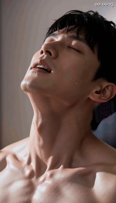 【AI短剧】《交换游戏》EP1-12集，巧合进入夫妻交换网站参与教授和他夫人的3 配图3