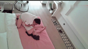 6-23酒店偷拍重磅流出❤️眼镜帅哥午后激情约炮，极品美乳少妇被舌尖伺候高潮后疯狂猛操 - 老宋论坛-老宋论坛