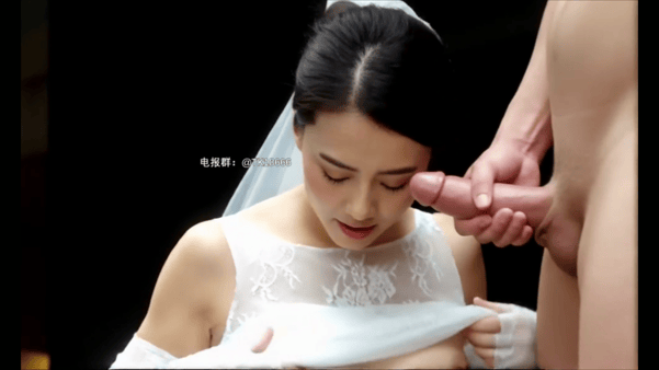 【AI脱衣+AI推演】AI脱衣明星性爱电影《单身男女》高圆圆_杨千嬅 配图8