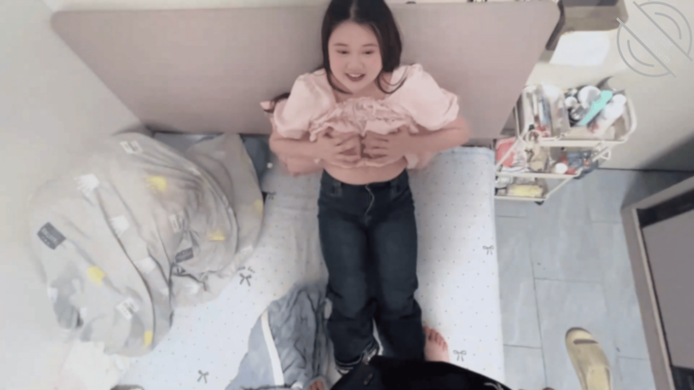 如果你在网上看到你再婚的前妻跟她哥哥也有一腿你会怎么办？ 配图7