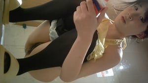 十月流出酒吧女厕全景偷拍❤️黄衣长袜妹妹拉稀撒尿❤️黑衣无毛一线天尿完都不用擦 还呕吐[462MB/MP4/13:07 - 老宋论坛-老宋论坛