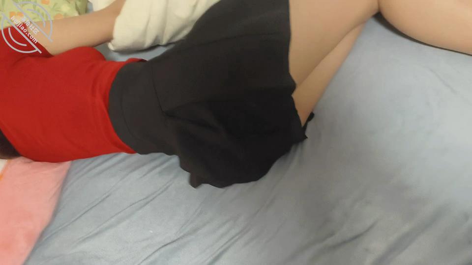 （原创视频）疯狂输出喝酒后的表妹，根本把持不住，逼紧水多叫声淫荡 - 老宋论坛-老宋论坛