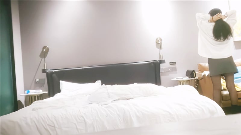 【AI增强】黑丝少妇的温润丝袜诱惑无情巨屌猛顶不脱丝高潮迭起 配图9