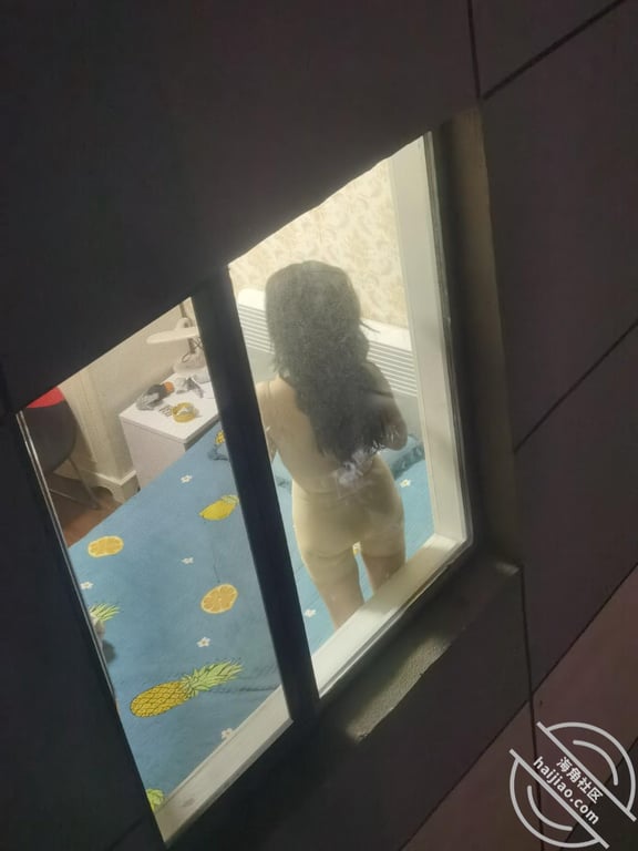 邻居少妇发骚，今日开干 - 老宋论坛-老宋论坛