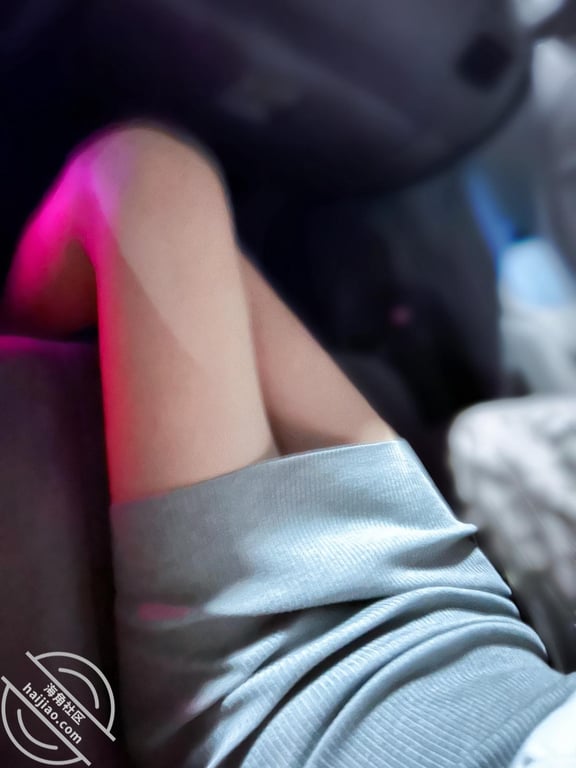 原创🈲搬运 11 略施小计终于让性感姐姐羊入虎口了 小穴实在太紧了 - 老宋论坛-老宋论坛
