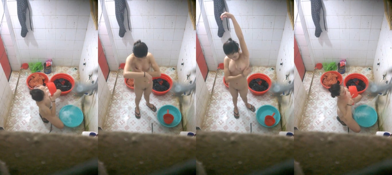 气窗真实高清偷拍身材苗条小嫂子洗香香，阴毛不多，很干净诱人 配图2
