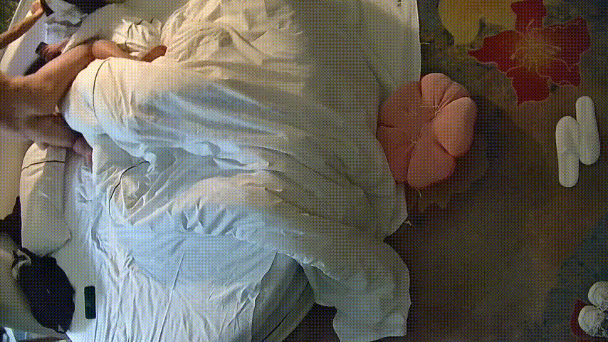激情爆棚！运动小少妇被纹身猛男勾搭开房，骑脖狂怼深喉，床边抱起猛冲高潮连连！ 配图2
