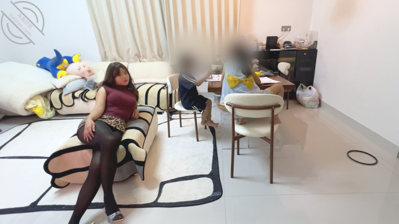 舅妈教边教作业边坐淫凳自慰后入舅妈后续往事 配图7