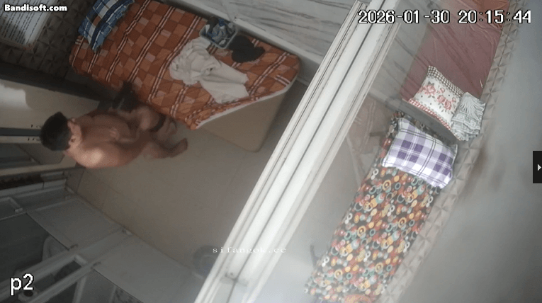 黑客偷拍按摩店炮房！女技师疯狂口爆毒龙吞精各种淫荡特殊服务-老宋论坛