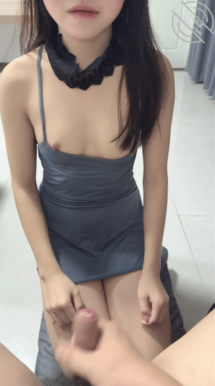 把好身材小姐妹分享给自己的男人,可把他给迷昏头了~ - 老宋论坛-老宋论坛