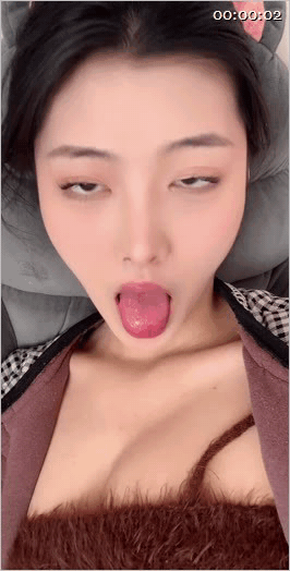 【S级泄密】湖南长沙反差女「王思媛」约啪视频曝光记录了原始激情，更揭开都市美女的 配图6